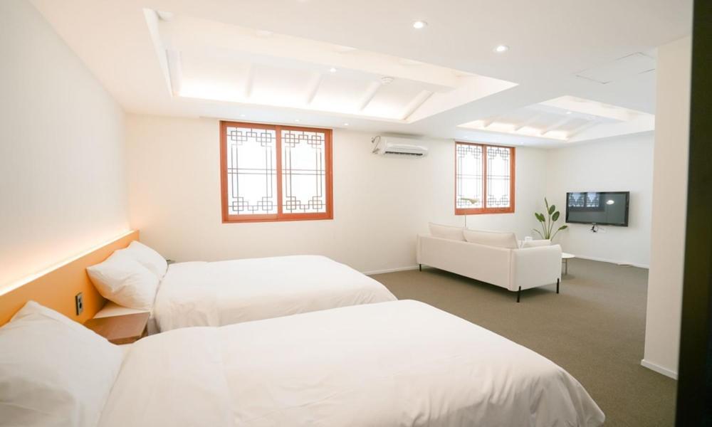Hotelarrive Jeonju Sihwayeonpung Exterior foto